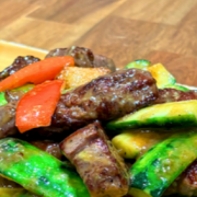 芥辣小瓜煎牛菲力 Stir-Fried Beef Eye Fillets &amp; Courgette w/ Wasabi Sauce