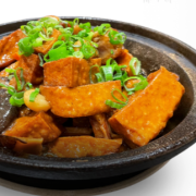 什锦豆腐煲 Combination Tofu 