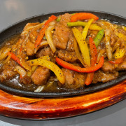 铁板黑椒牛柳 Beef Tenderloin w/ Black Pepper Sauce