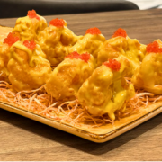 芋丝沙丹虾 Golden Mayo Prawns (10pcs) 